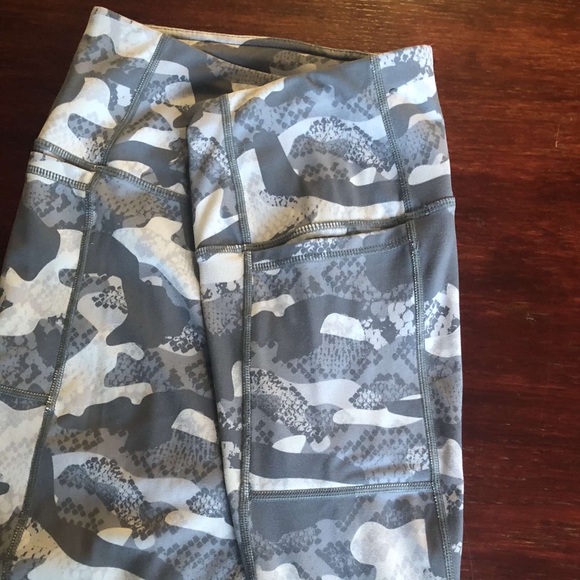 Grey/white camouflage tights with pockets, comfortable - Picture 4 of 4